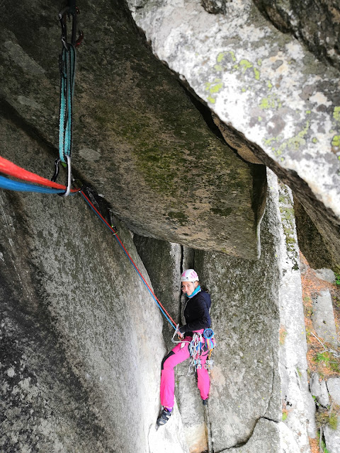 Misticismo en El Puro, La Cabrera (6b+)